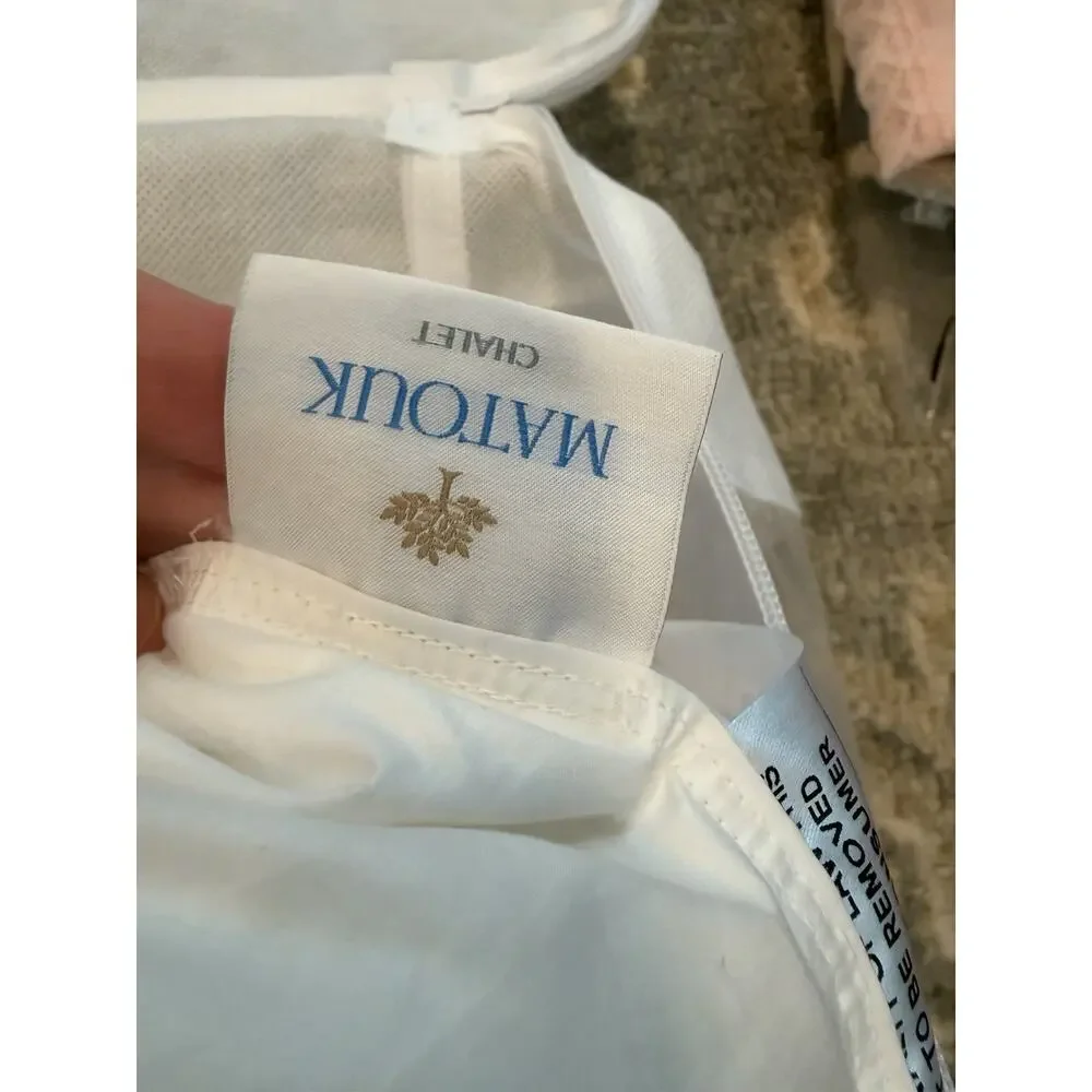 Matouk MONTREUX STANDARD Duck Down Chalet PILLOW Medium NWT $500